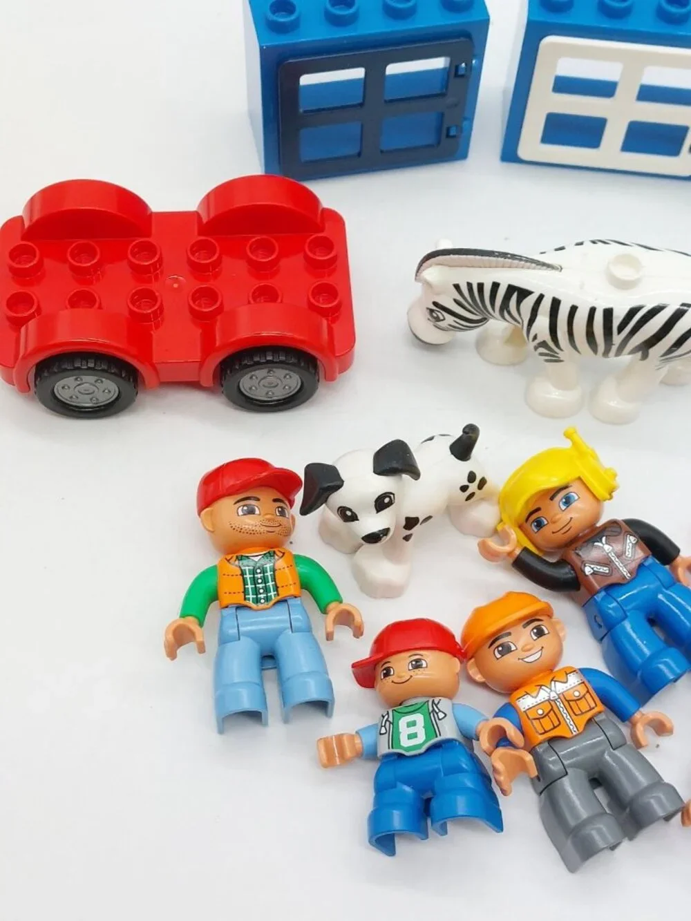 Lego Duplo Men Woman Dog Blocks Lot Of 15